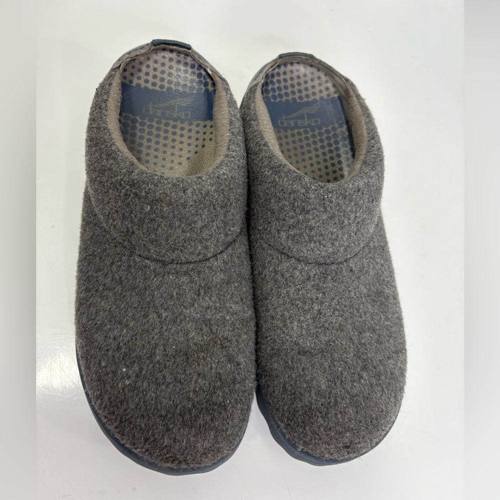 Dansko Womens Gray Clogs / Slippers size 38